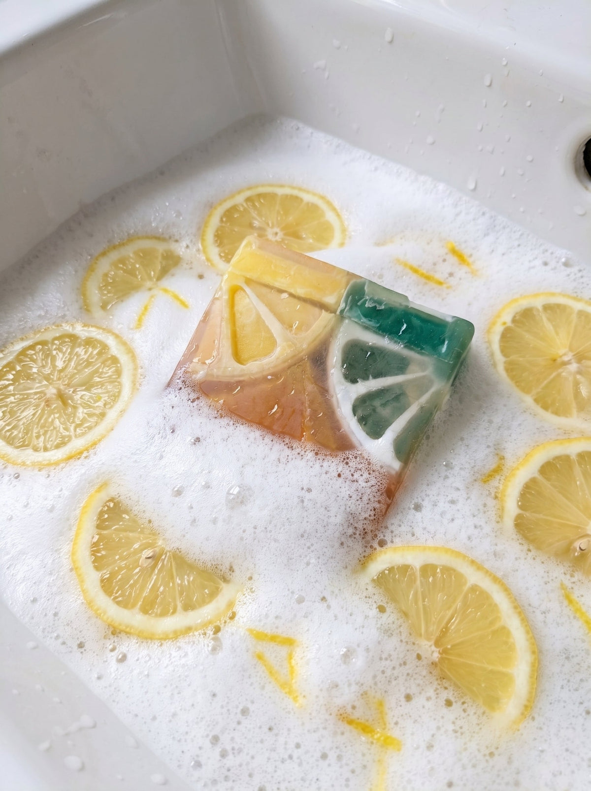 Lemon Glow Bar 150 GM – handmade by Nilyda (photo 4)