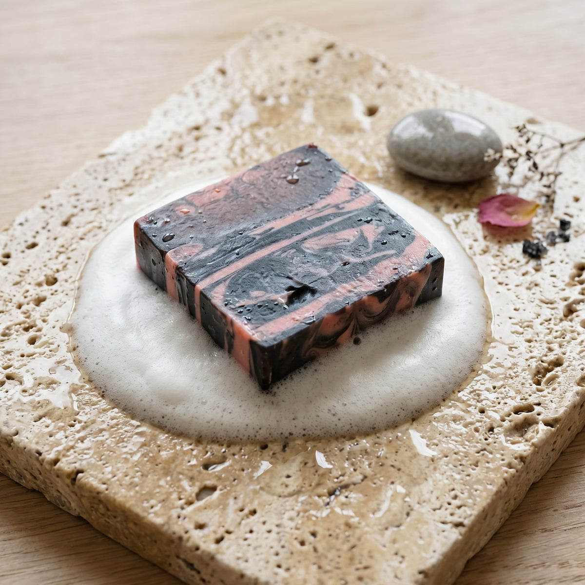 Charcoal Detox Bar 150 GM – handmade by Nilyda (photo 3)